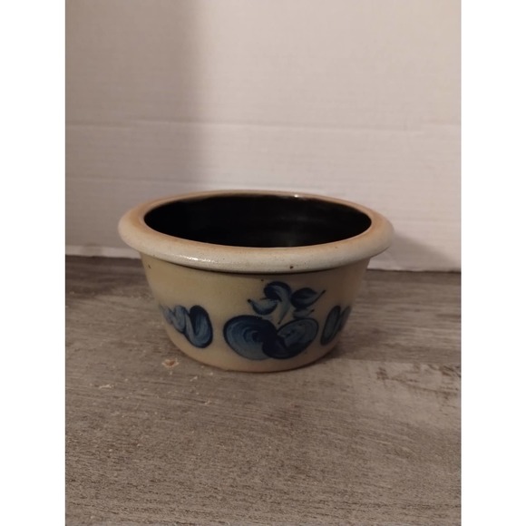 Rowe Pottery Works Salt Glazed Crock 7" Bowl Hand Painted Apple 1990 - Picture 1 of 5